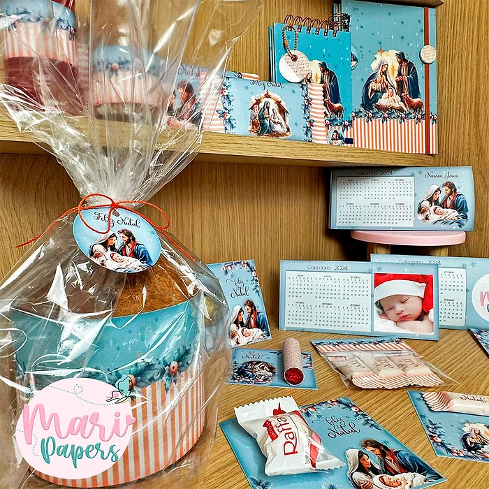 42b9aa_23ba5c51561249a0a2ea9656e06257f6mv2-1.webp Coletiva Nasceu Jesus (Mari Papers) - Imagem 13