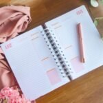 Combo Col. Caramelo – Agendas DATADAS 2024 A5 | 30 miolos + Capas (Amarantto) - Imagem 23