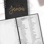 Caderno As Qualidades de Jeová Masculino - Imagem 2