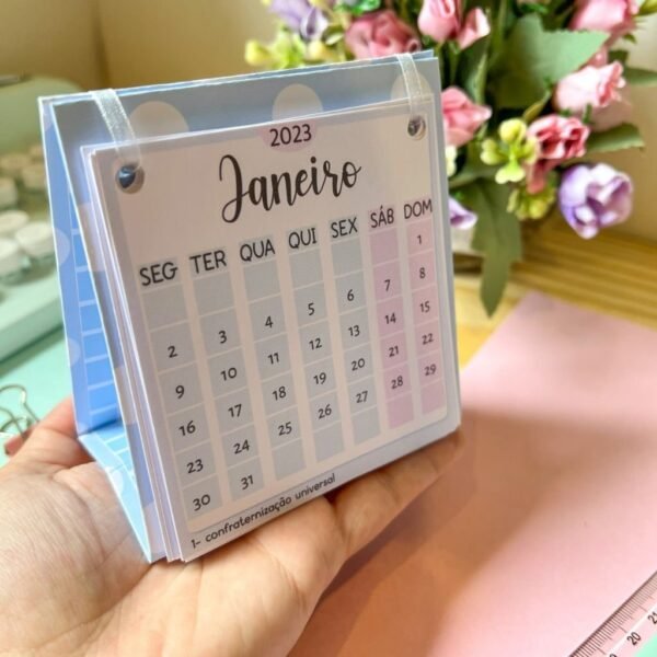 Kit Digital Calendário de Mesa 2023 - Imagem 3