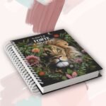 Combo Capas para Biblias e Devocional + Brindes Miolo Devocional Católico e Evangélico - Imagem 32