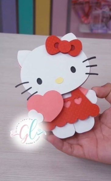Hello-Kitty-en-Capas-Corazon- Hello Kitty - Camadas - Imagem 1