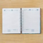 Combo Agendas Datadas 2024 | A5 + Capas | 30 miolos Col. Topázio (Amarantto) - Imagem 18