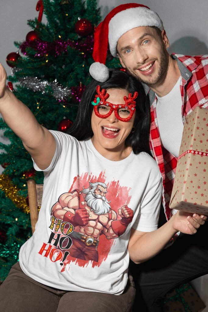 bella-canvas-t-shirt-mockup-featuring-a-cheerful-woman-celebrating-christmas-with-a-friend-m35910 Estampas Papai Noel Bombado - Camisas (Ana Melin) - Imagem 15