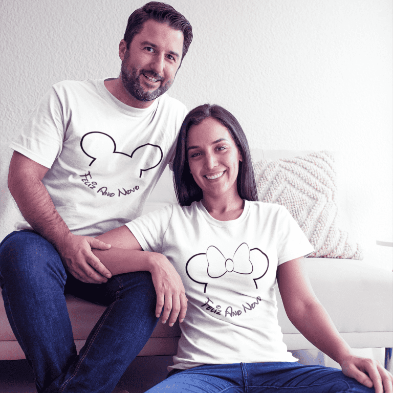 man-and-woman-wearing-round-neck-tees-mockup-without-shoes-a20606-2.png Pack Canecas | Camisas - Personagens Ano Novo 2024 (Yukina) - Imagem 13
