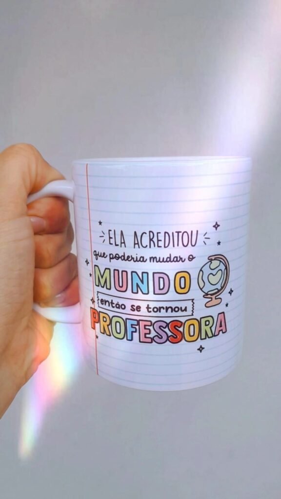 mockupcaneca4-scaled-1.jpeg Estampas Canecas Professores (Caneca Básica) - Imagem 4