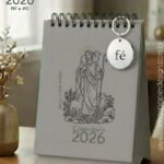 Mini Calendário de mesa A6 Santinhos Versão Masculina PDF (Carinas Paper)