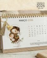 Calendário de mesa Santinhos A5 horizontal 2026 + 12 Capas PDF (Carinas Paper) - Imagem 8