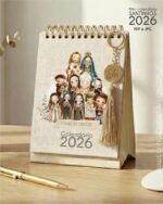Mini Calendário de mesa A6 Santinhos PDF (Carinas Paper) - Imagem 2