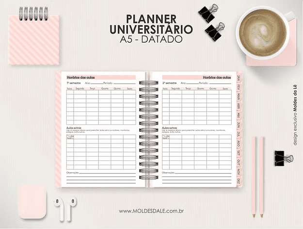 c1ab6b_ffd0a54cf7724a69955815de83ec5c72mv2-1.png Planner Datado Horizontal 2026 (Moldes da Lê) - Imagem 1