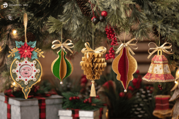 Festive-Ornaments-SVG-Bundle-130094713 Festive Ornaments SVG Bundle 130094713 - Imagem 1